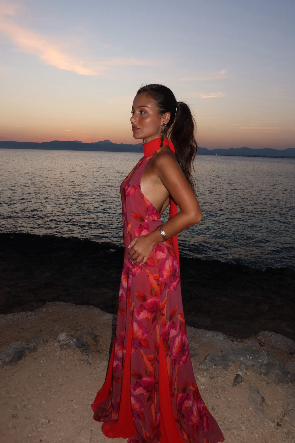 Vestido Floral Halter Sol