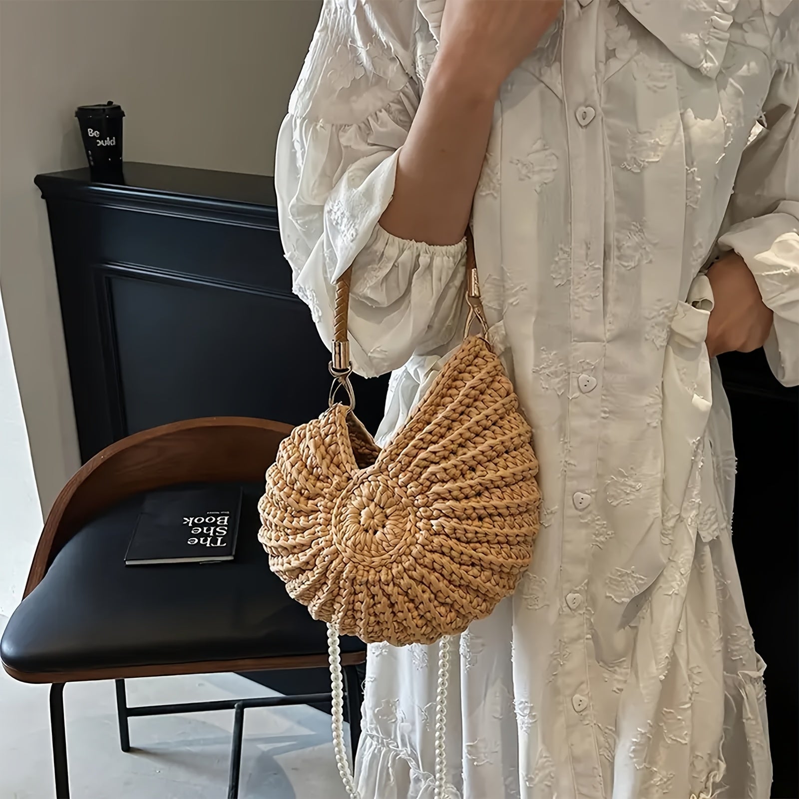 Bolso Beige de Paja Trenzada Floral Celeste