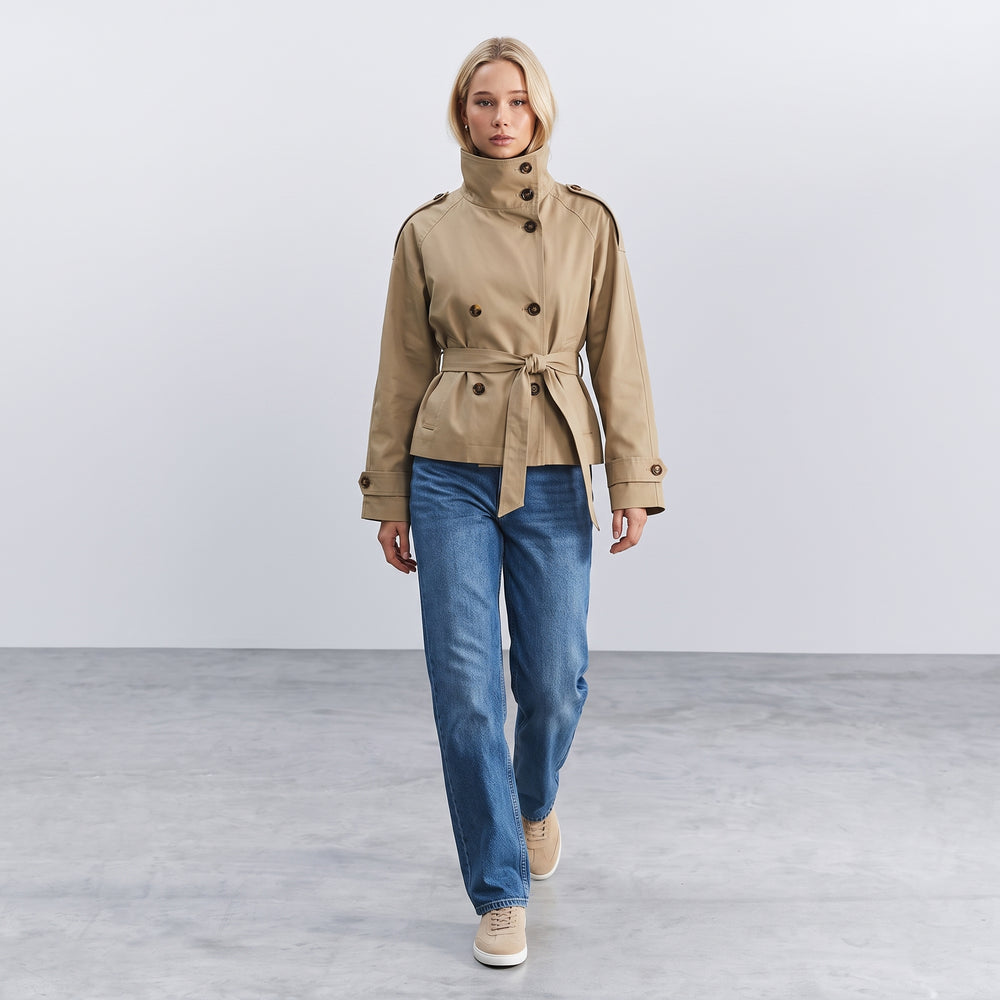 Gabardina Corta con Cinturón