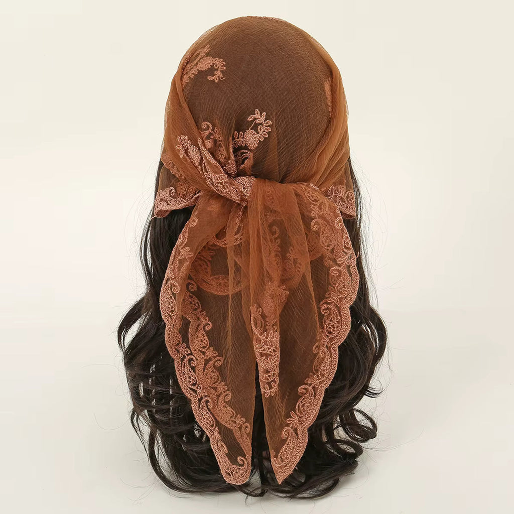 Pañuelo bordado Esmeralda