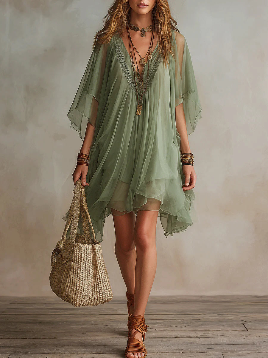 Abito Mini Fluttuante in Chiffon Verde con Scollo a V