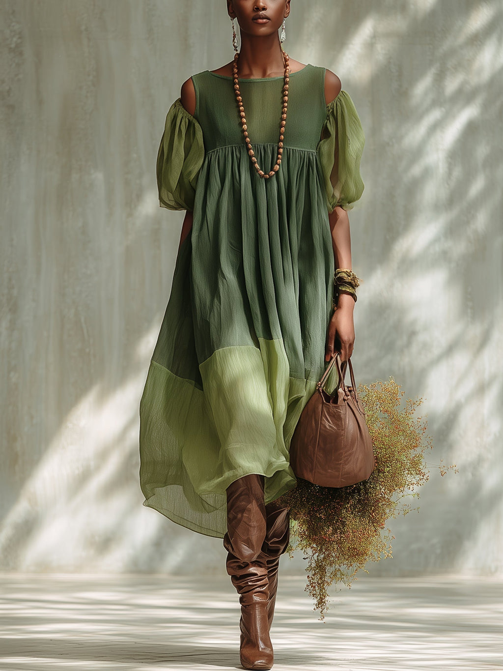 Abito Midi in Chiffon Verde con Spalle Scoperte